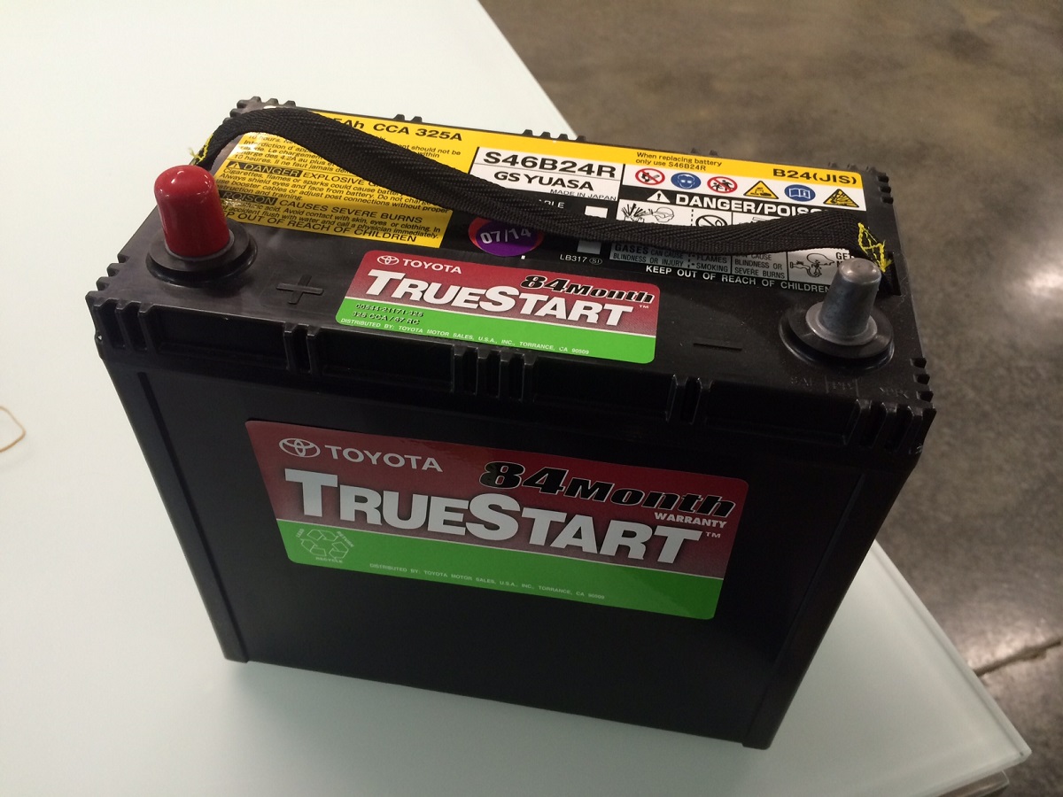 Prius 12 volt battery