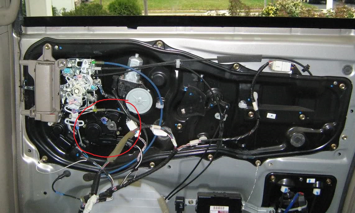 Toyota sienna power door actuator